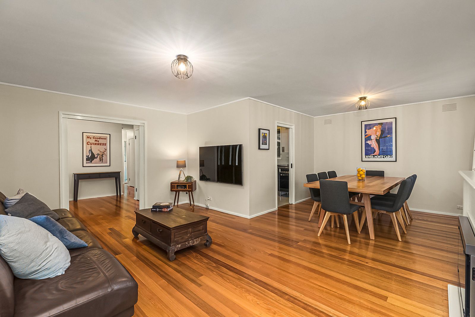 1 Bimbadeen Crescent, Yallambie VIC 3085, Image 2