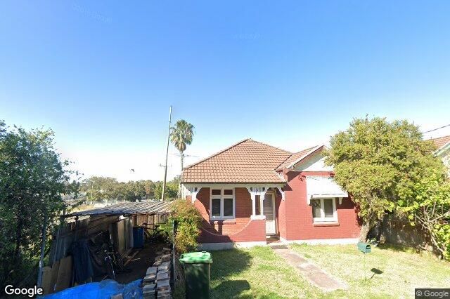 3 bedrooms House in 4 Welfare Rd HOMEBUSH WEST NSW, 2140