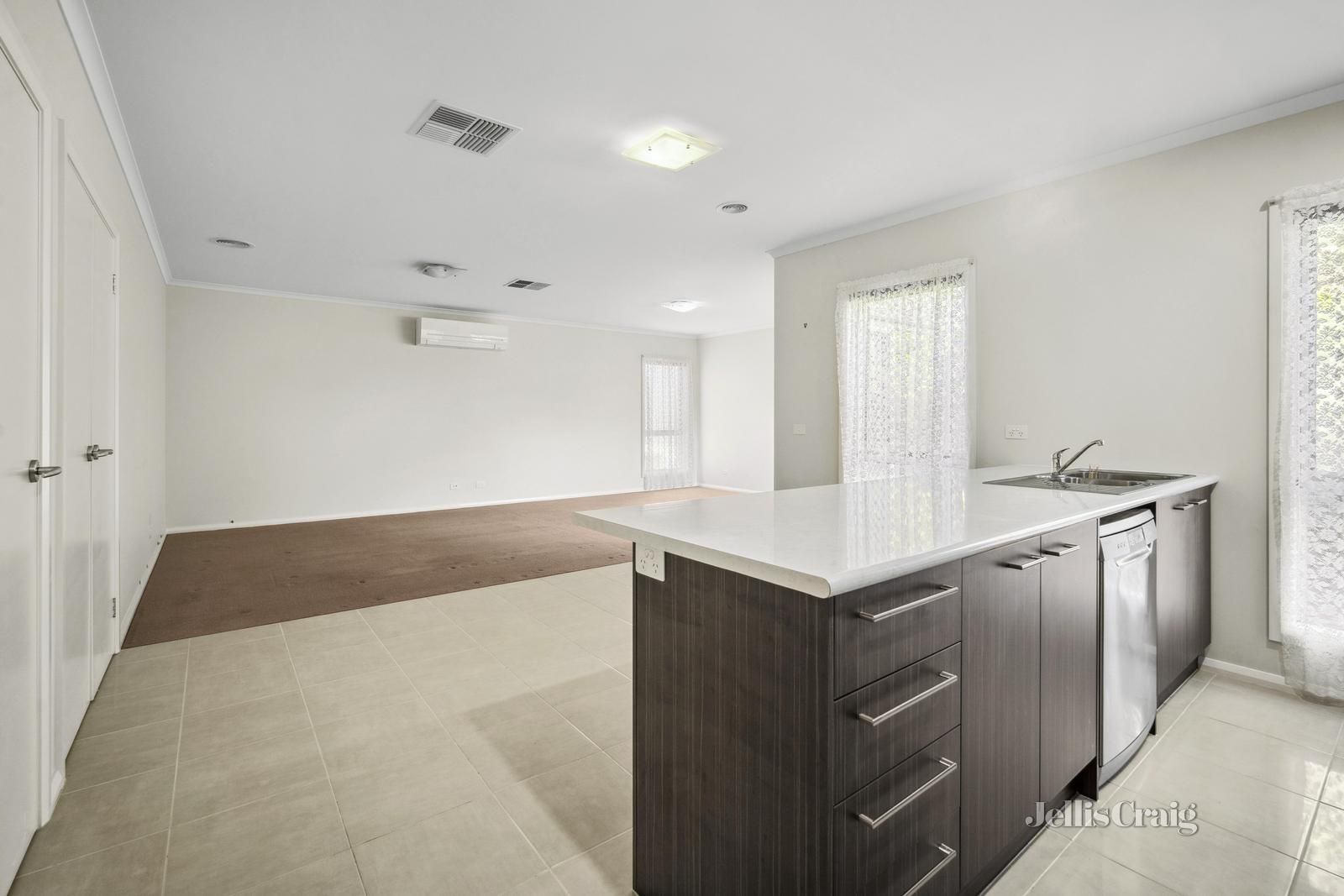 1/27A Water Street, Brown Hill VIC 3350, Image 2