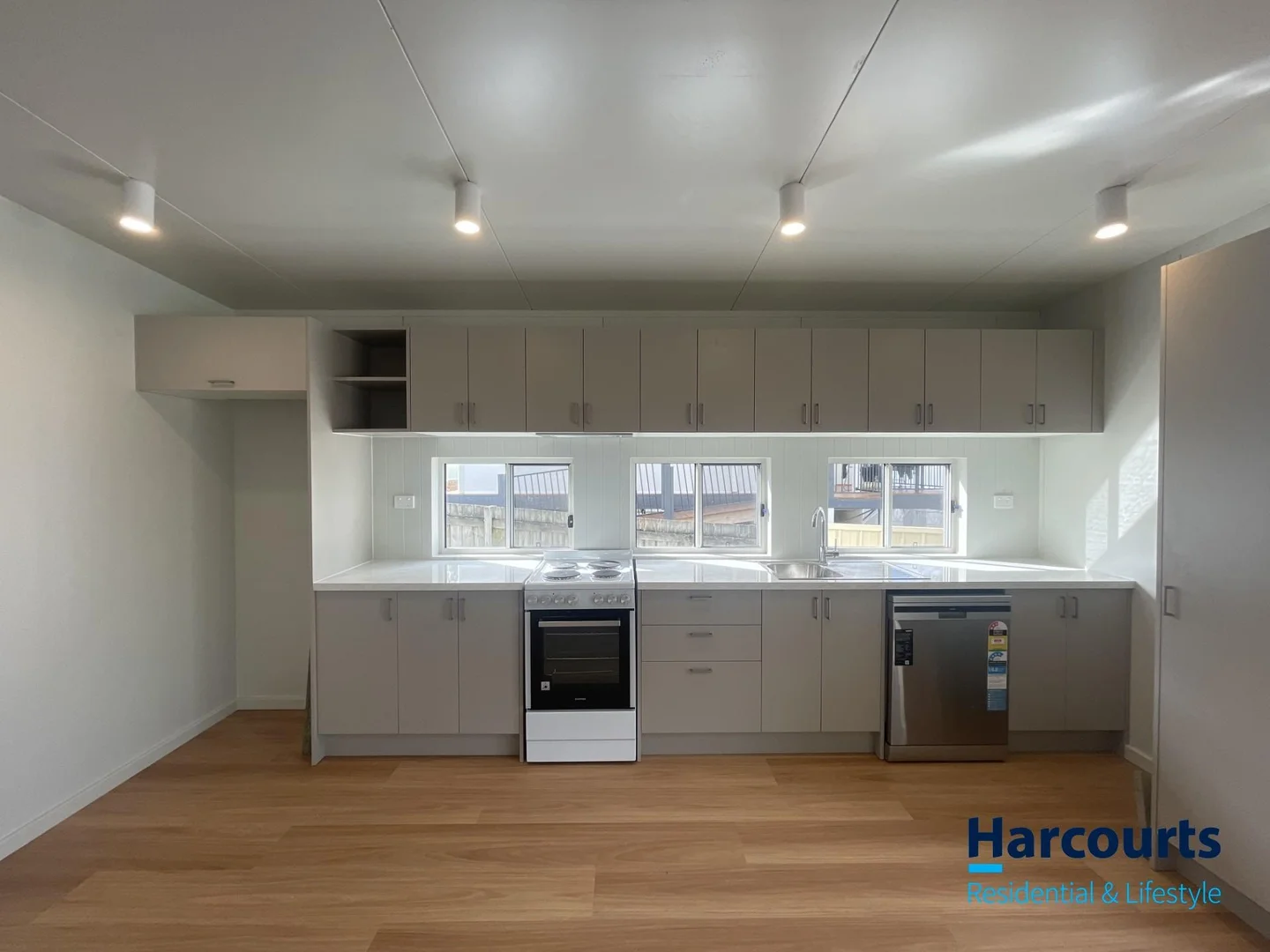 Additional image 6 of 5B Grandview Parade, Gorokan NSW 2263