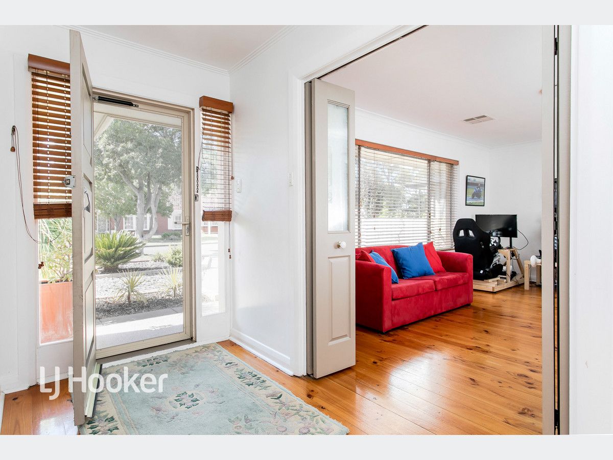 21 Abelia Avenue, Flinders Park SA 5025, Image 2