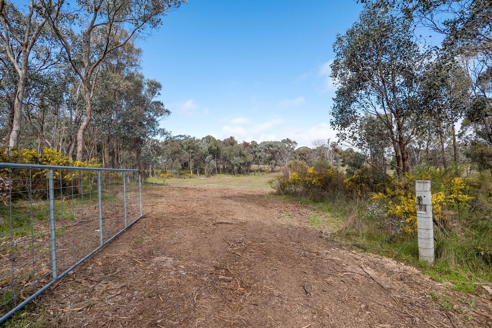 Lot 2 Sutton Grange Rd, Sedgwick VIC 3551, Image 2