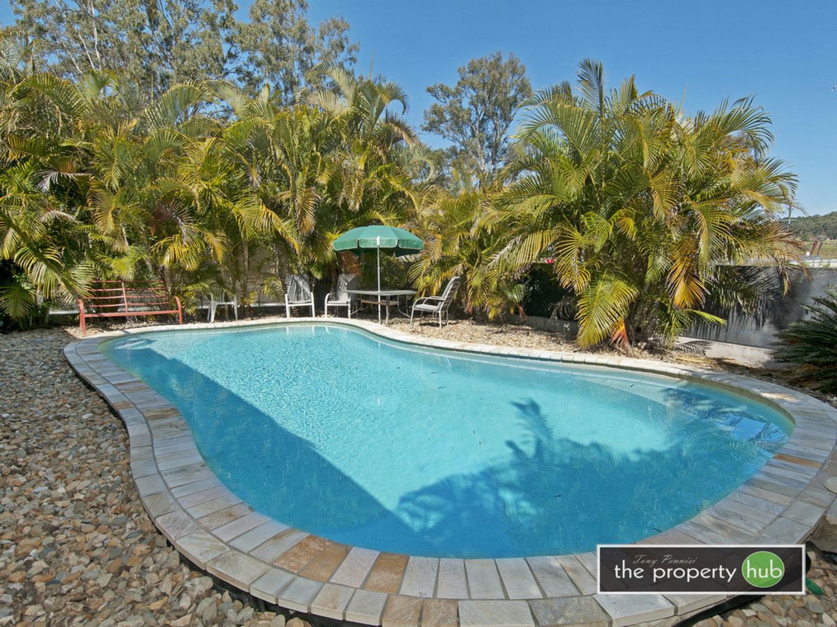 14 Lake Breeze Drive, Windaroo QLD 4207, Image 2