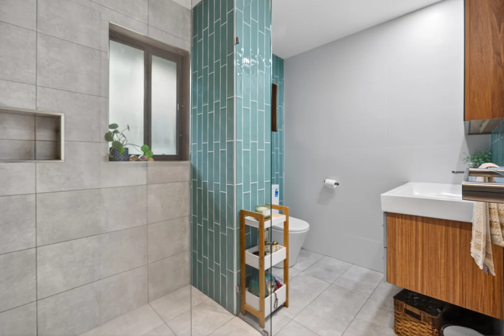 Additional image 15 of 4 Kent Street, Winmalee NSW 2777