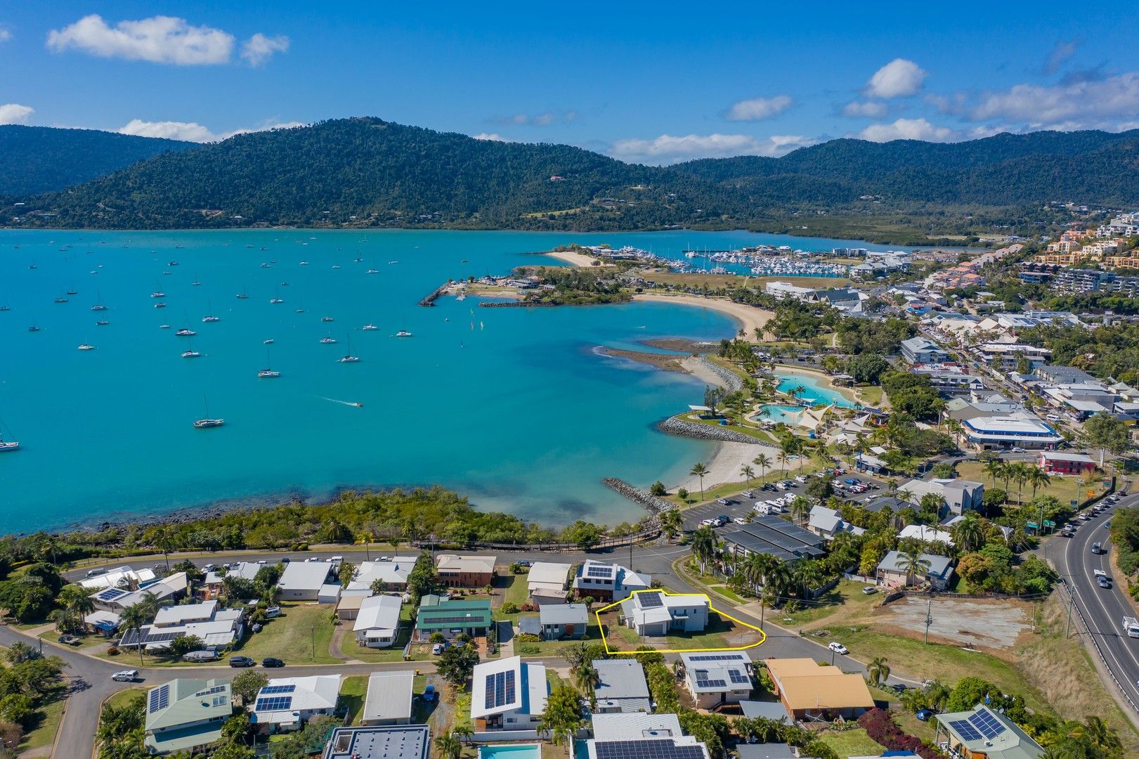 11 Hillcrest Avenue, Airlie Beach QLD 4802, Image 1