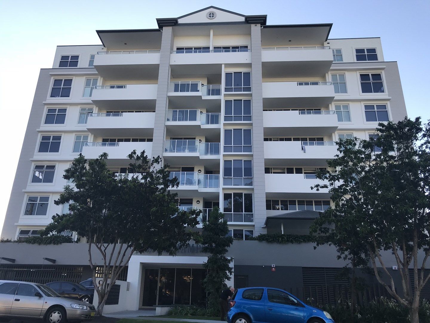 2 bedrooms Apartment / Unit / Flat in 8 Waverley Street SOUTHPORT QLD, 4215