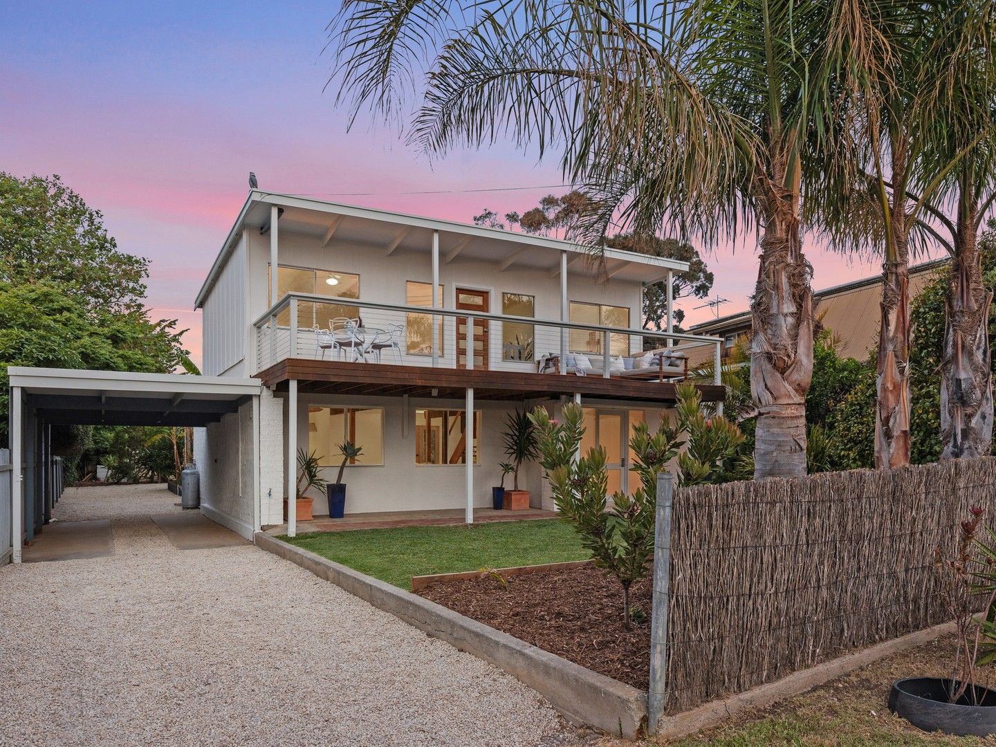 4 bedrooms House in 9 Bayvista Avenue MASLIN BEACH SA, 5170