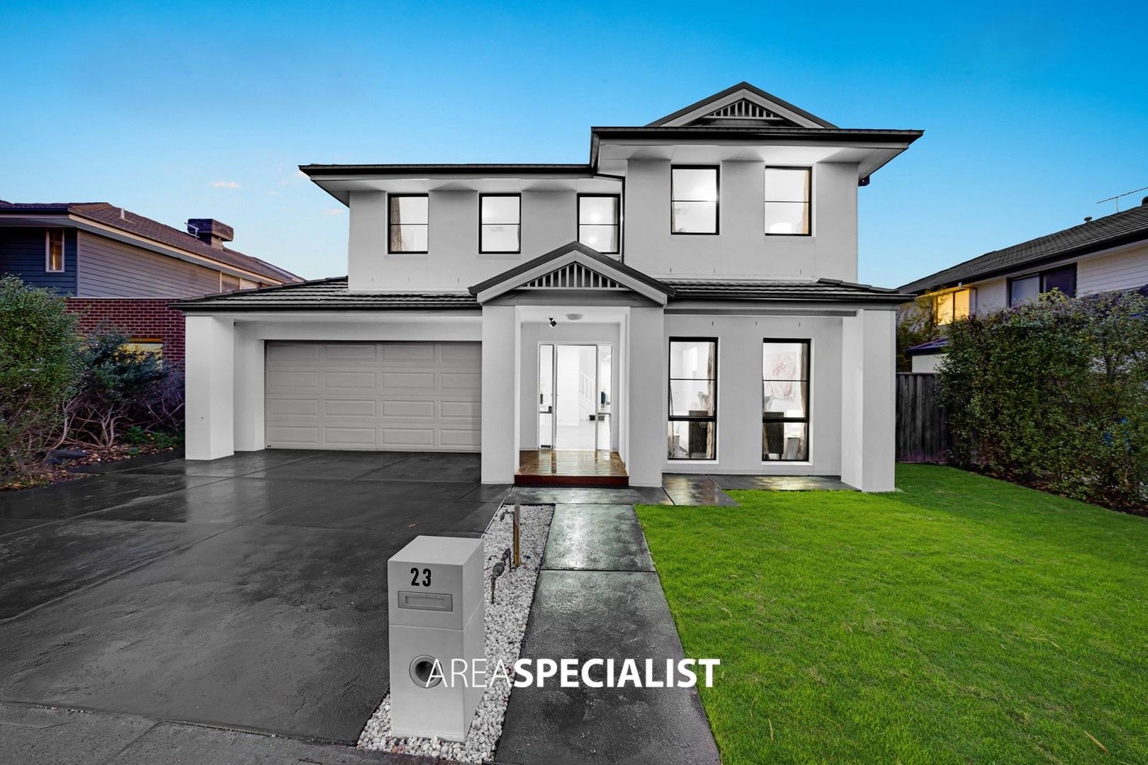 4 bedrooms House in 23 Premier Drive BERWICK VIC, 3806