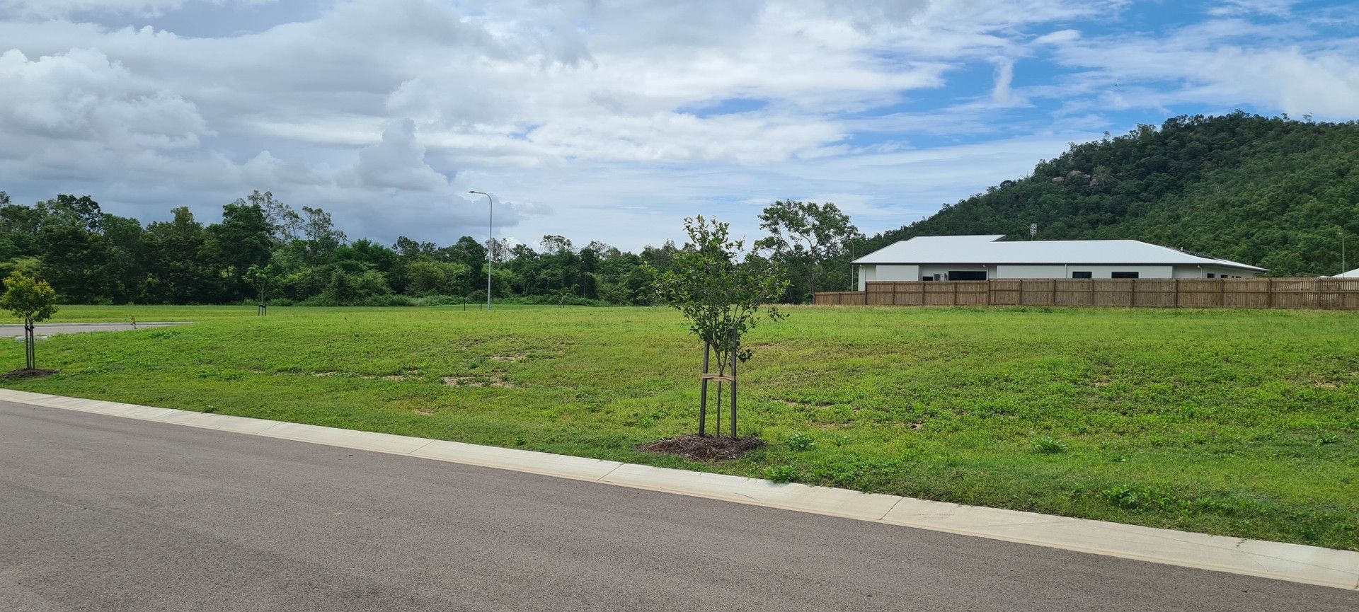 115/22 Yorkshire Crescent Jensen QLD 4818 Domain