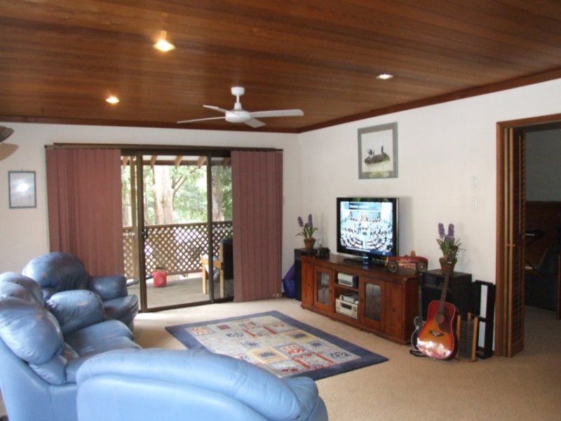 18 Old Coast Road, Stanwell Park NSW 2508 House For Rent 900 Domain