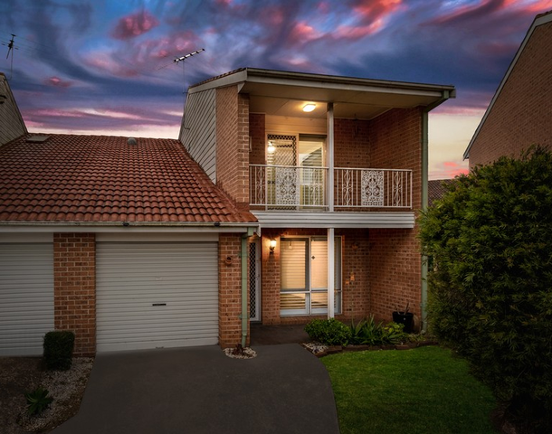 3/12 Parliament Road, Macquarie Fields NSW 2564