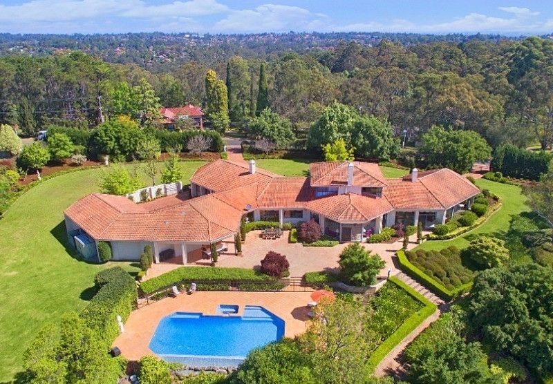 7 bedrooms House in 17-19 Harris Road DURAL NSW, 2158