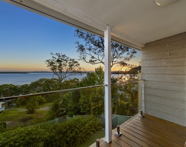 81 Lakeview Road, Wangi Wangi NSW 2267