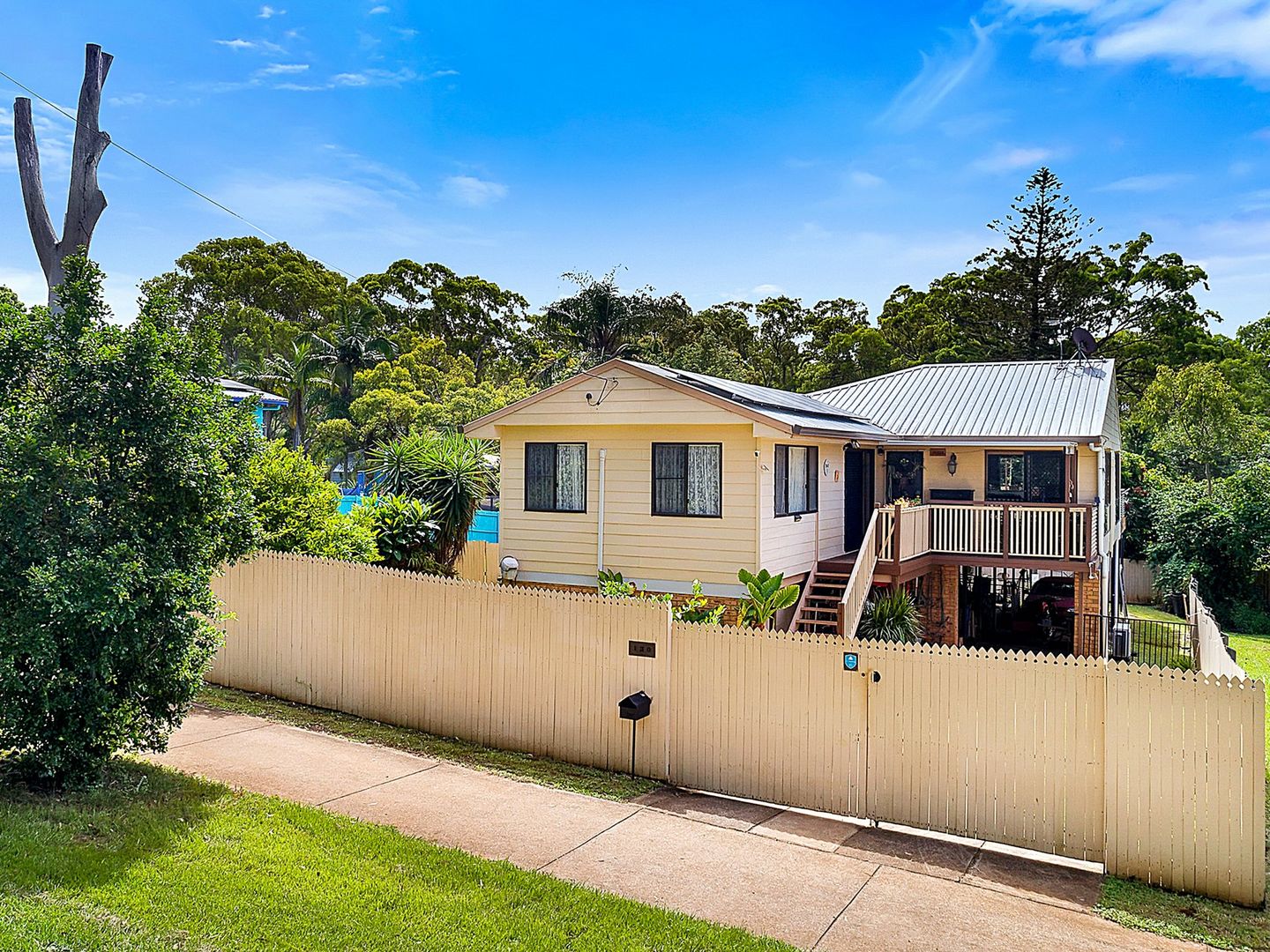 130-132 LUCAS dr, Lamb Island QLD 4184, Image 2