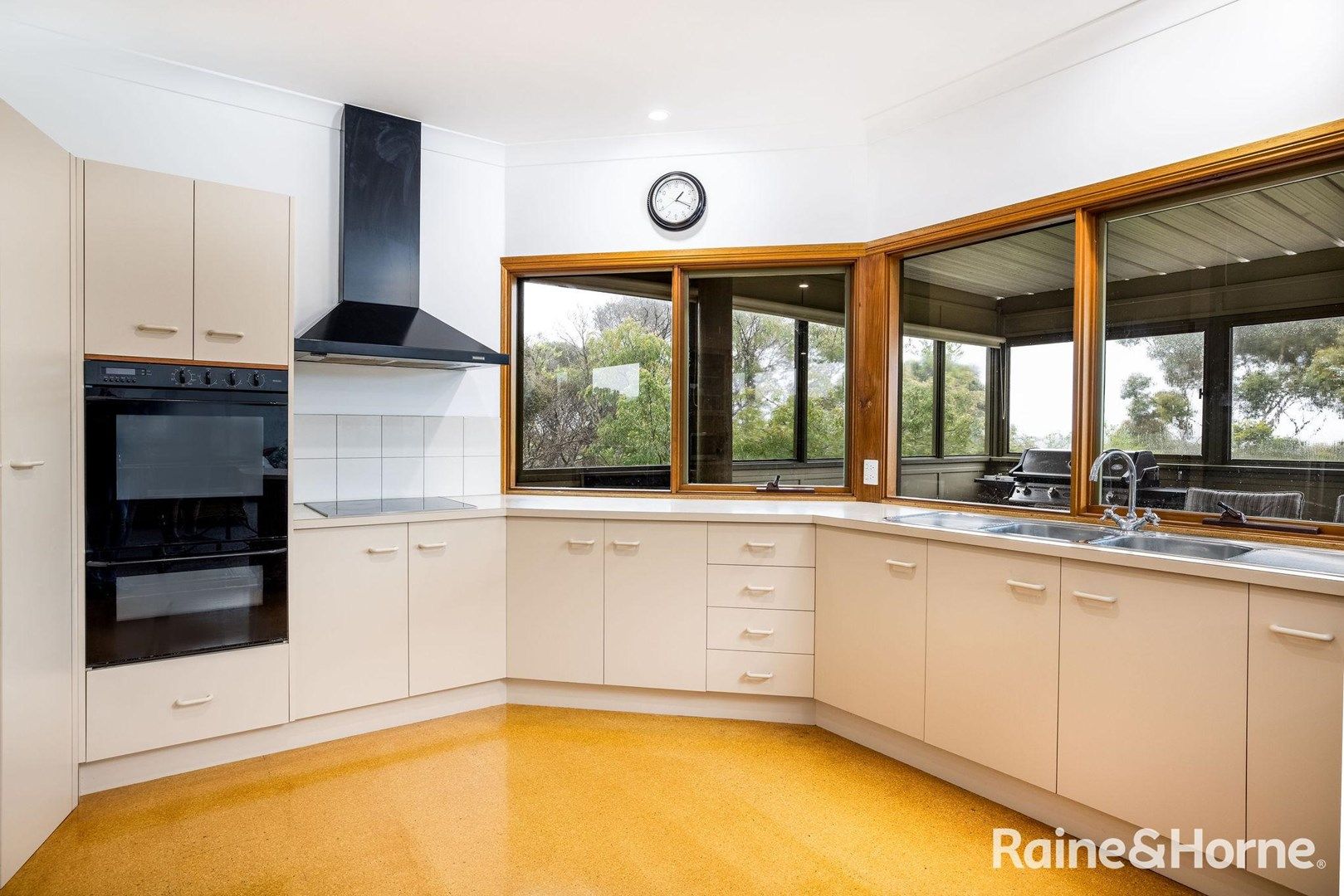 9 Grimm Road, Coffin Bay SA 5607, Image 1