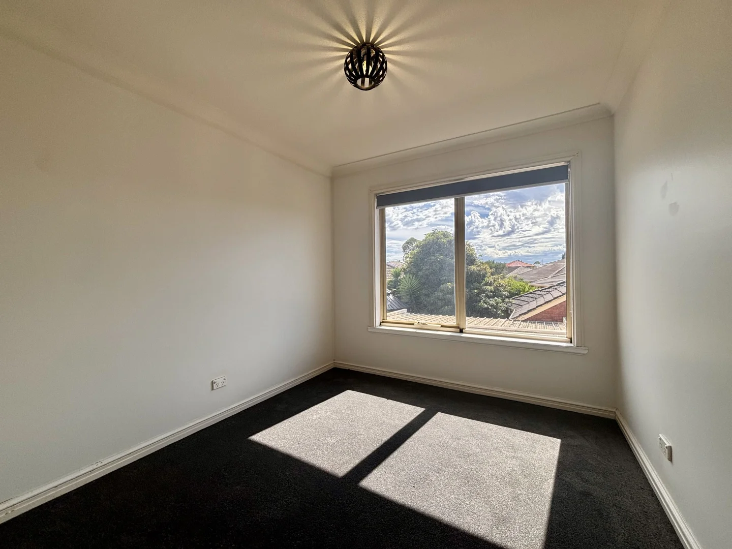 Additional image 5 of 2/2 Parr Ct, Avondale Heights VIC 3034