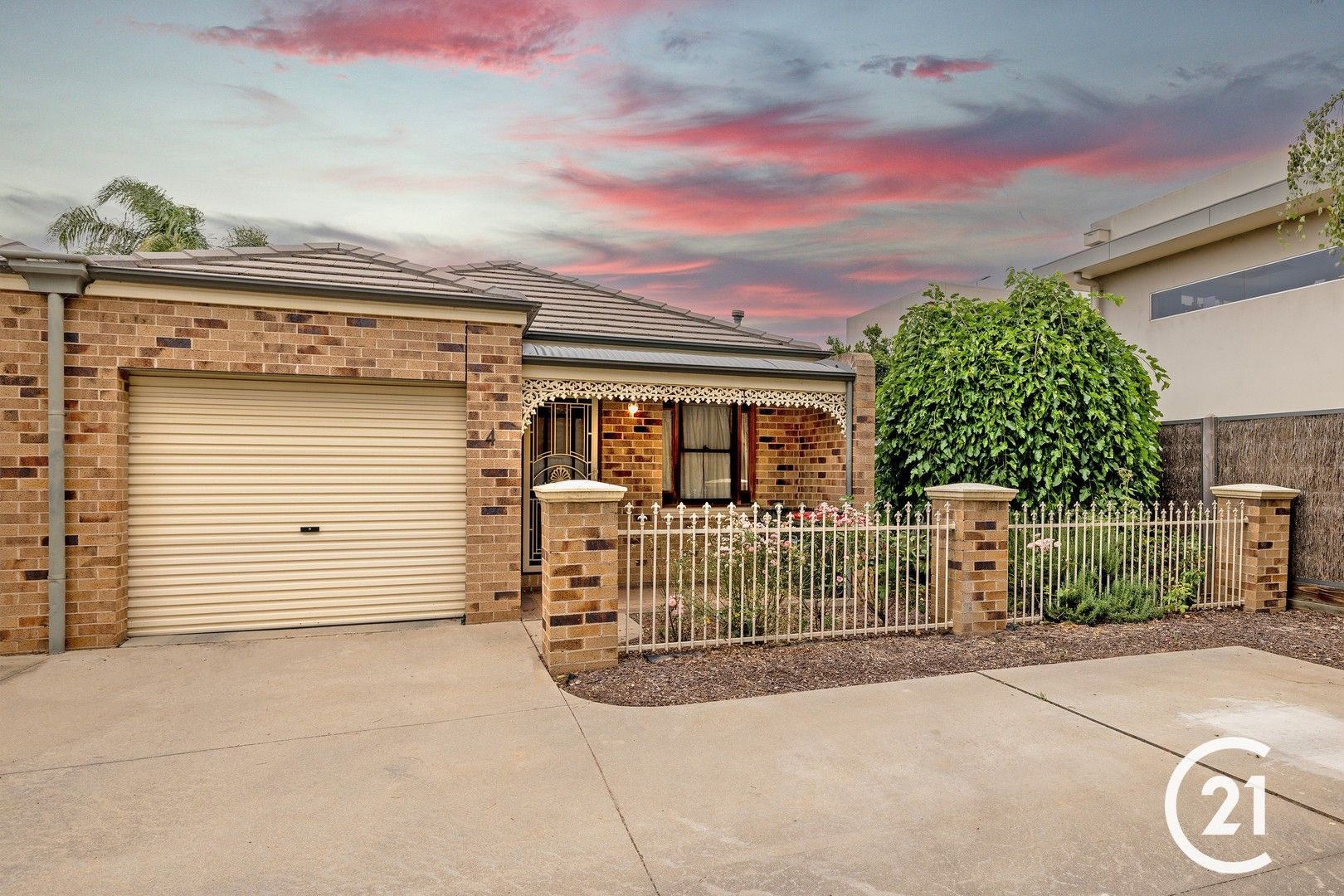 4/9 Echuca Street, Moama NSW 2731 Townhouse For Rent Domain