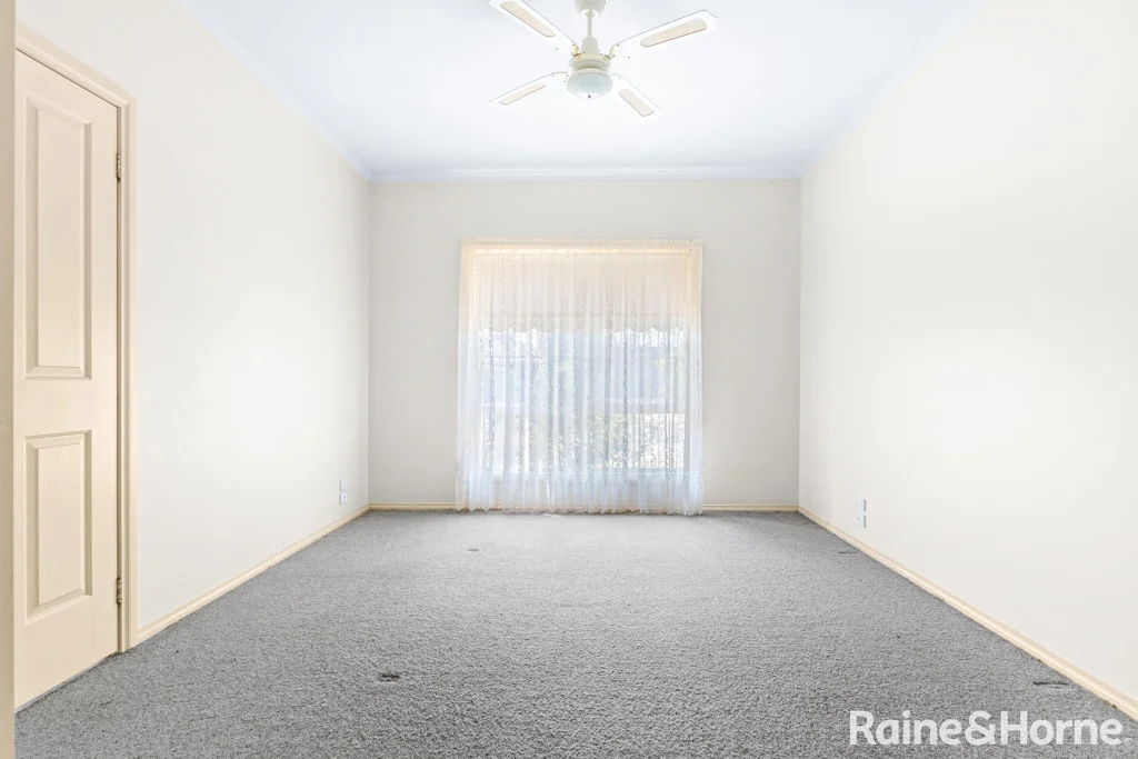 Additional image 5 of 11 Clarendon Drive, Melton South VIC 3338