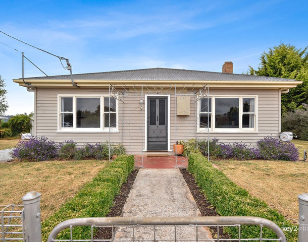 72 Westbury Place, Deloraine TAS 7304