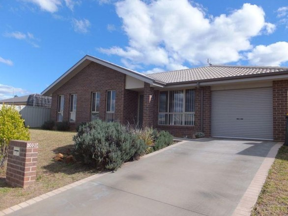 3 Tasman Place, Westdale NSW 2340