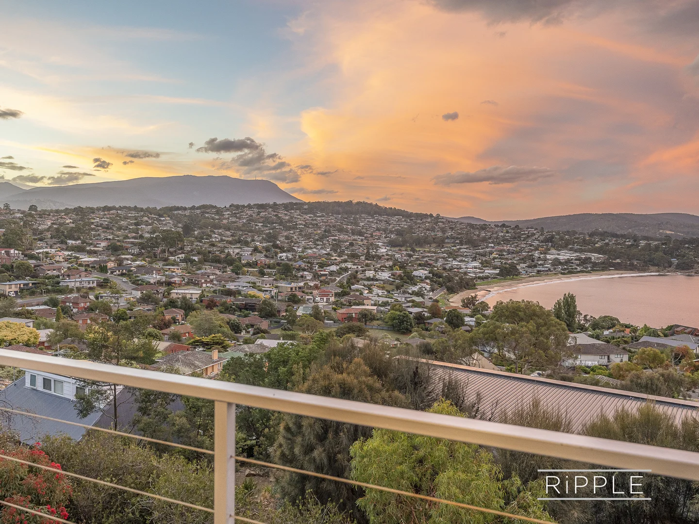 Additional image 3 of 27 Tahune Crescent, Blackmans Bay TAS 7052