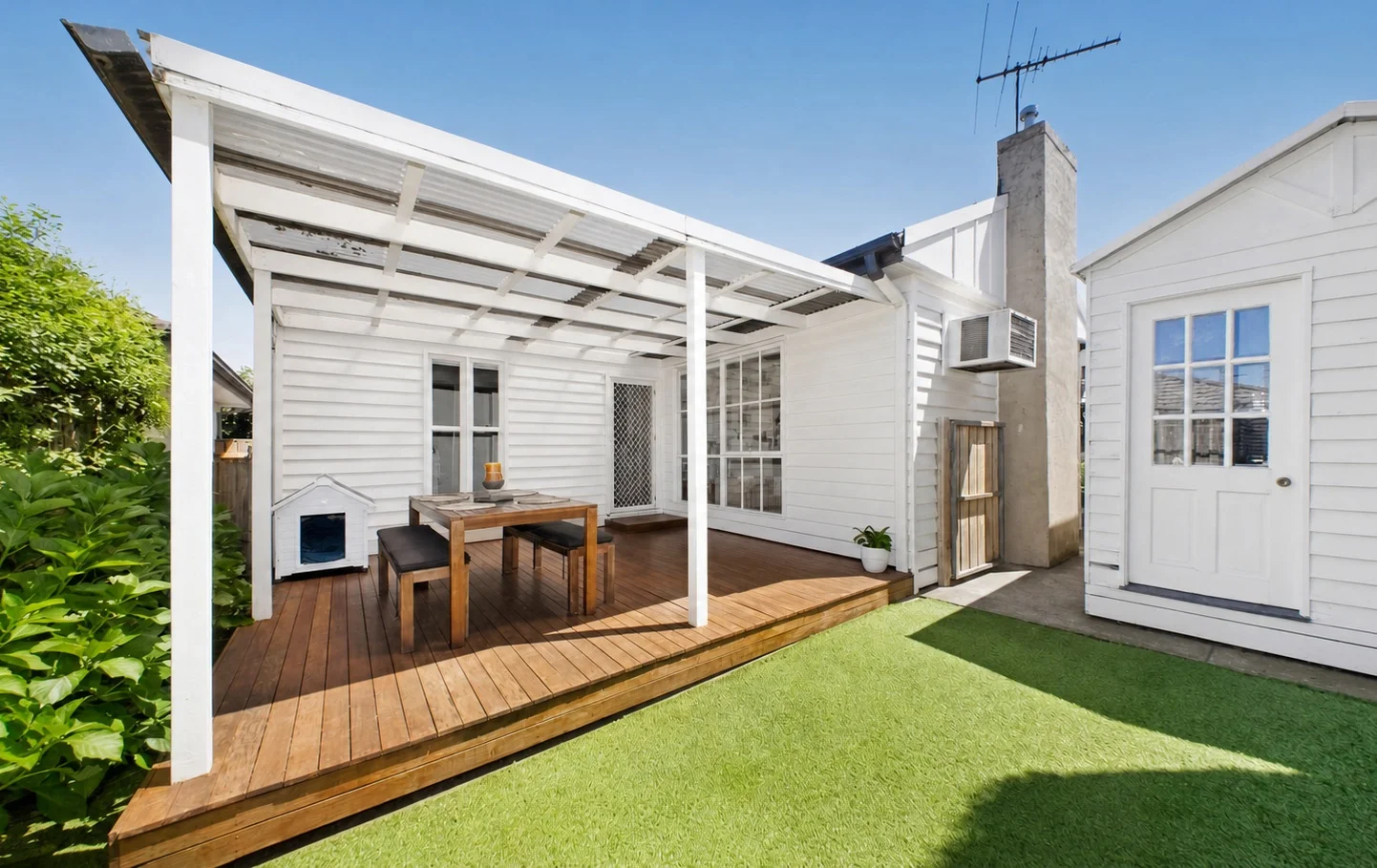 1/2 Sunburst Street, Oakleigh East VIC 3166 - House For Rent | Domain