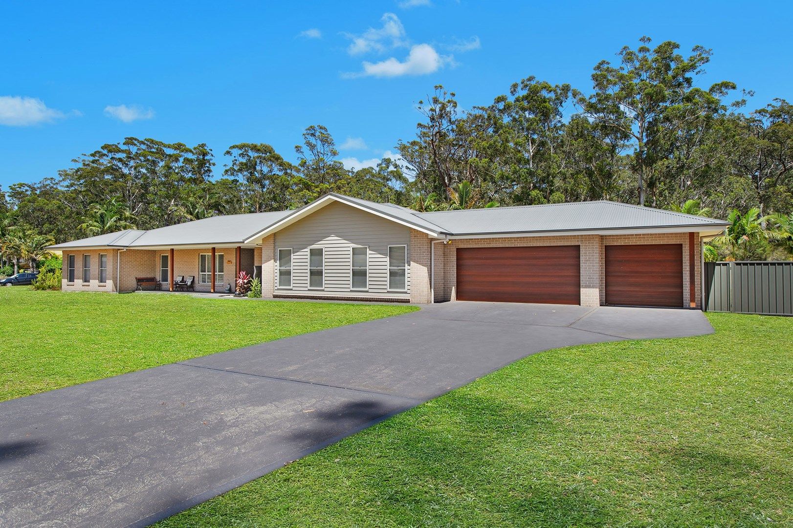 25 Lakeside Way, Lake Cathie NSW 2445, Image 0