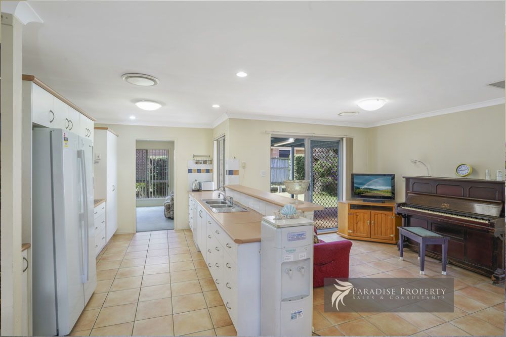 26 Pinedale Cres, Parkinson QLD 4115, Image 1