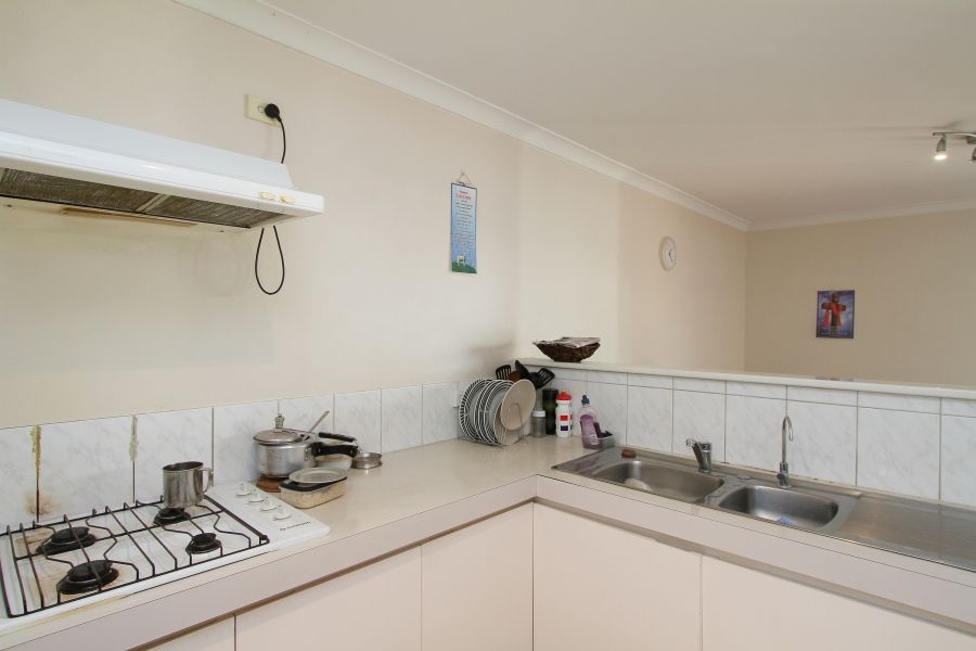 Townhouse 10-276 Belmont Ave, Kewdale WA 6105, Image 1