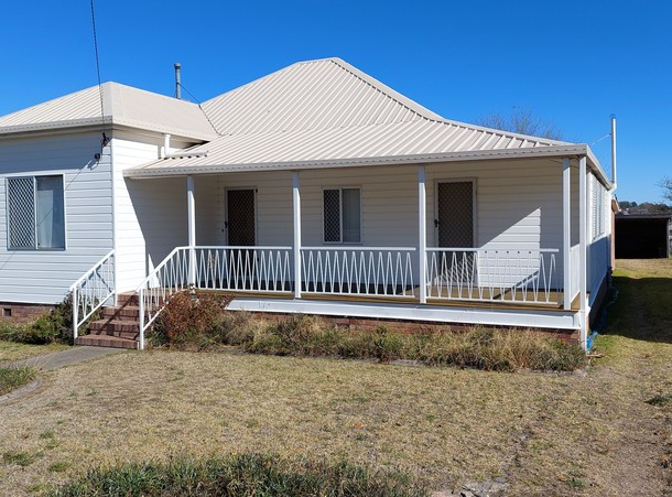 10 Granite Street, Stanthorpe QLD 4380