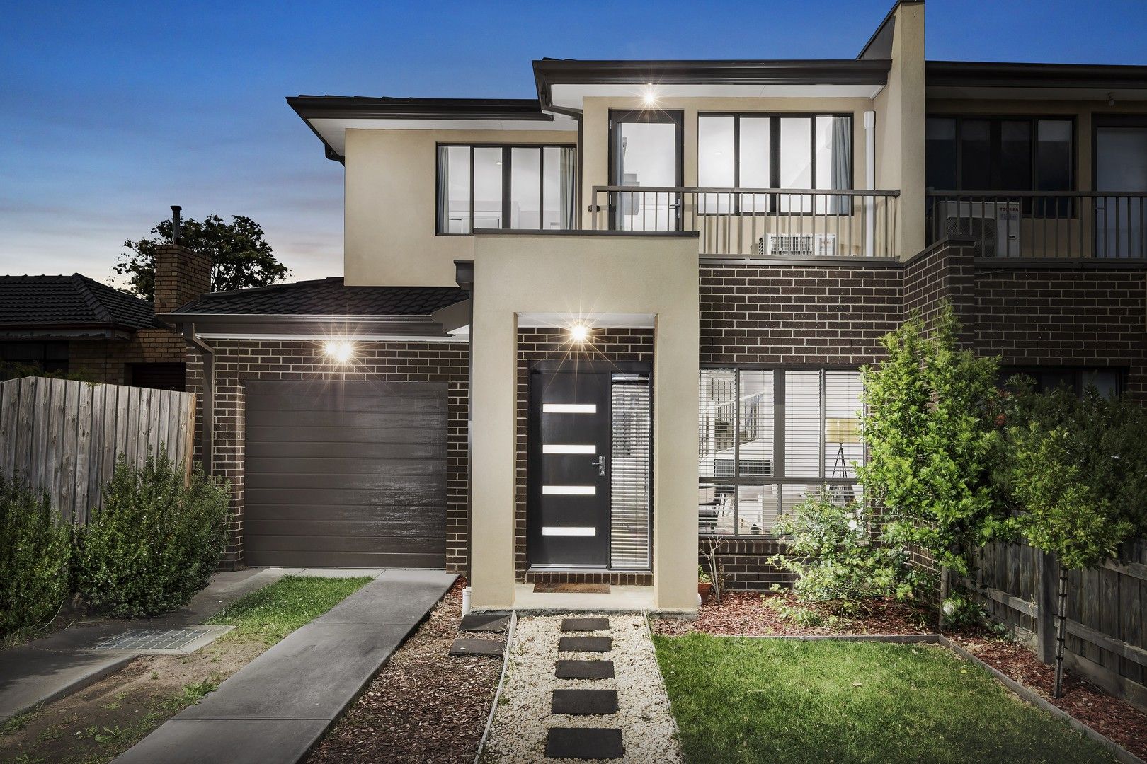 3 bedrooms Townhouse in 4B Koonalda Grove DANDENONG NORTH VIC, 3175