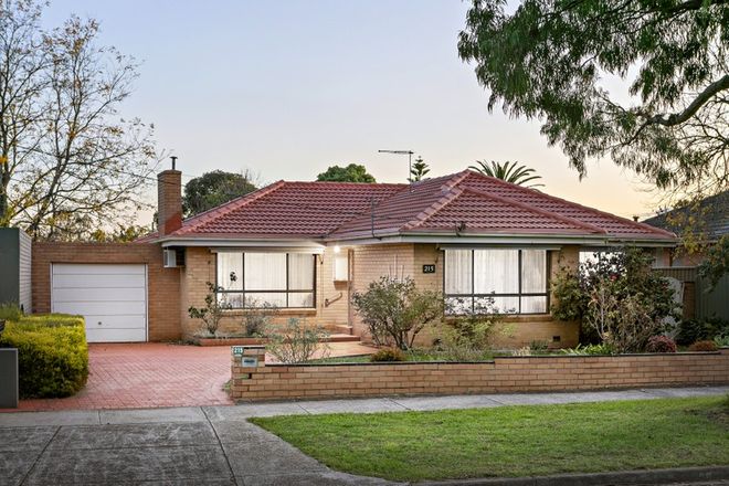 Picture of 215 Mcbryde Street, FAWKNER VIC 3060