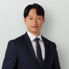 James Min Woo Kang, Sales representative