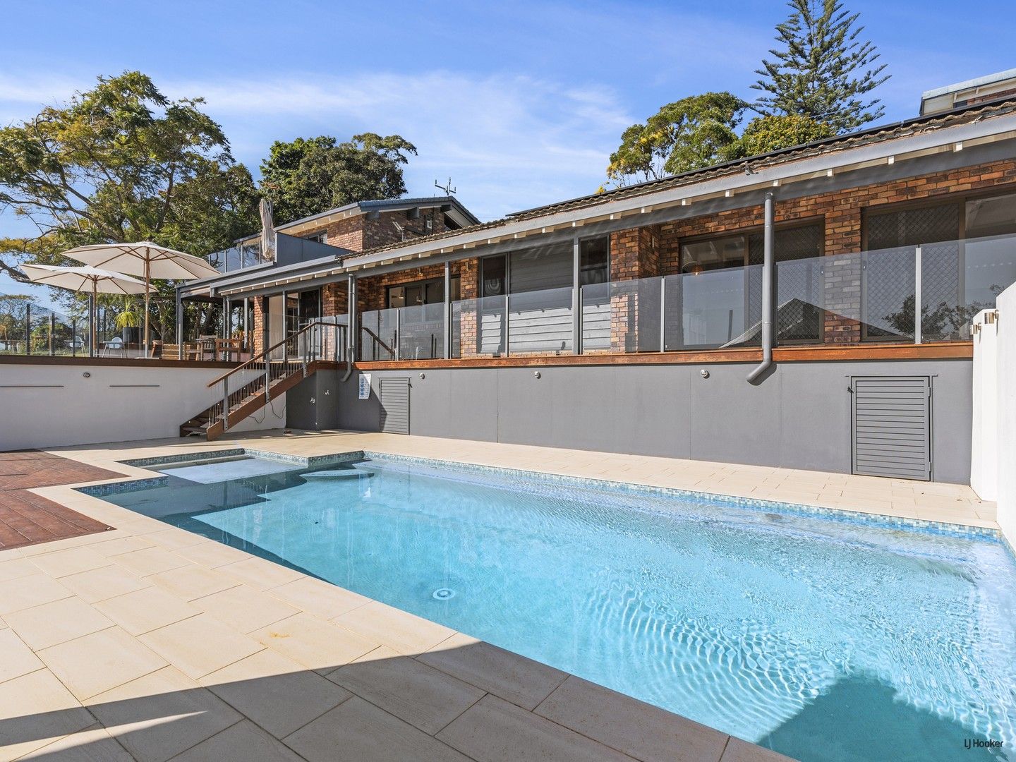 4 bedrooms House in 8 Parkes Lane TERRANORA NSW, 2486