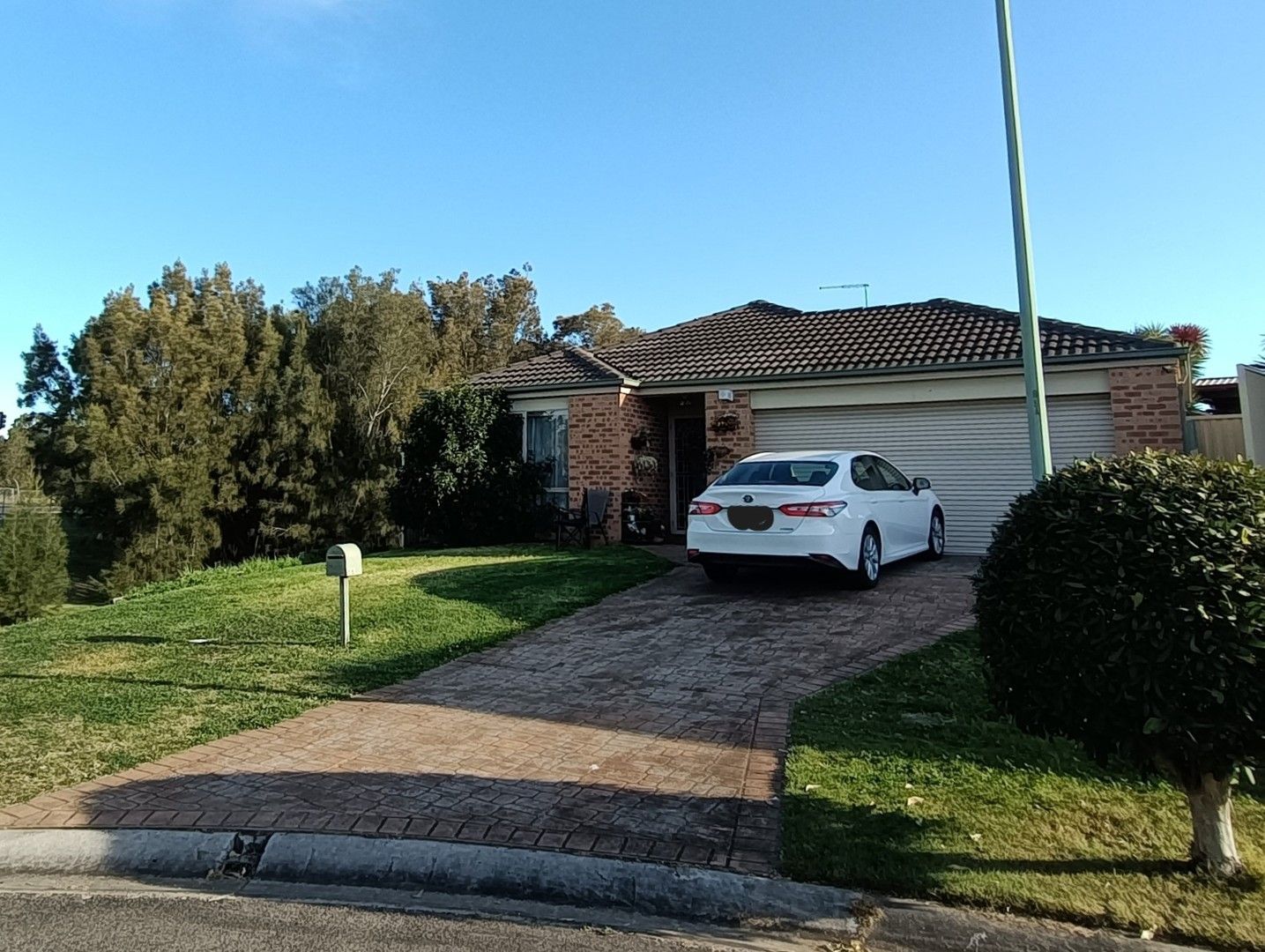 3 bedrooms House in 16 Holbrook Court STANHOPE GARDENS NSW, 2768