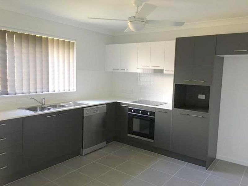 Unit 1 and 2/9 Sterling Road, Morayfield QLD 4506, Image 1