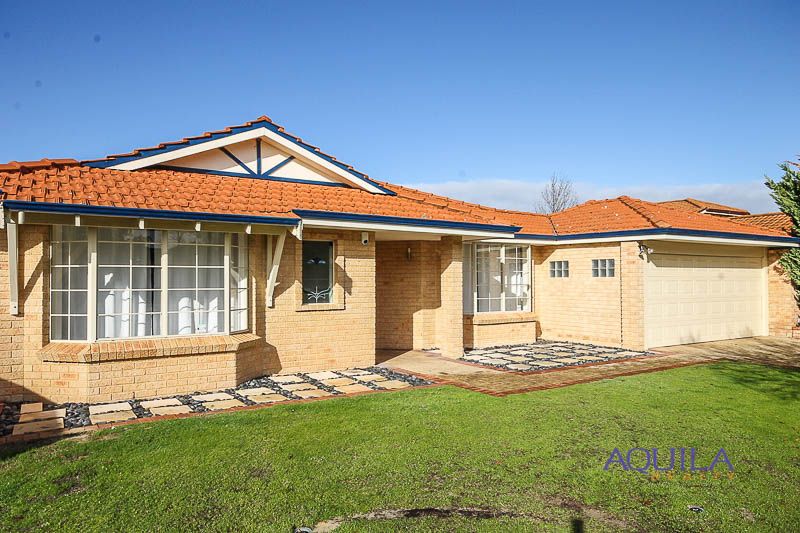 4 bedrooms House in 32 Radiata Avenue ELLENBROOK WA, 6069