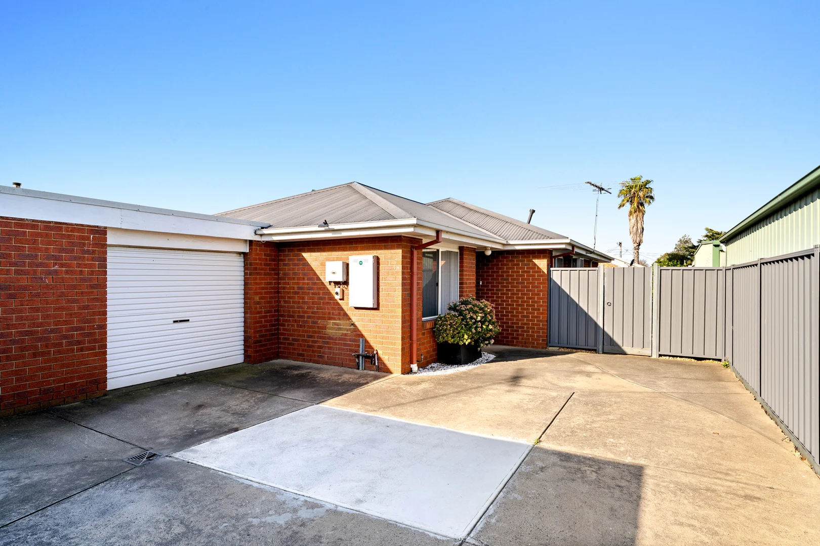 2/35 Gordon Avenue South, Altona Meadows VIC 3028 | Domain