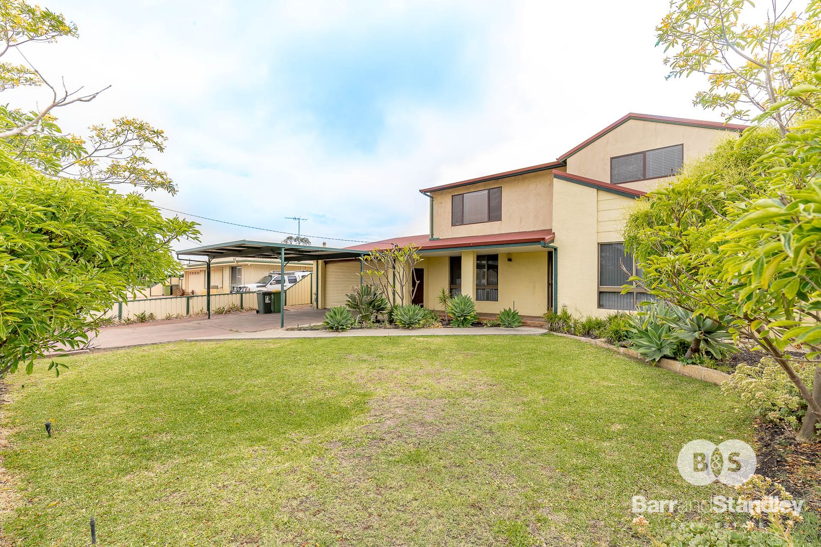 27 Travers Drive, Australind WA 6233, Image 1