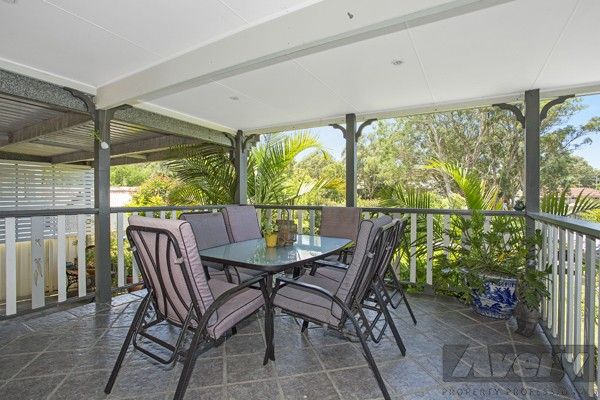 12 Prince Street, Fennell Bay NSW 2283, Image 2