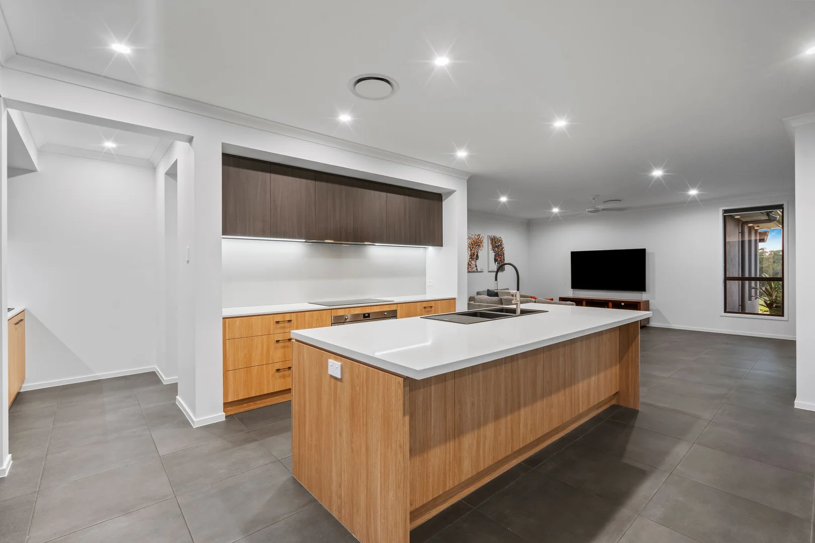 Additional image 4 of 11 Harrison Crescent, Ocean View QLD 4521