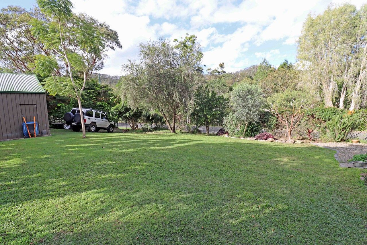 12 Moffat Street East, Herberton QLD 4887, Image 1