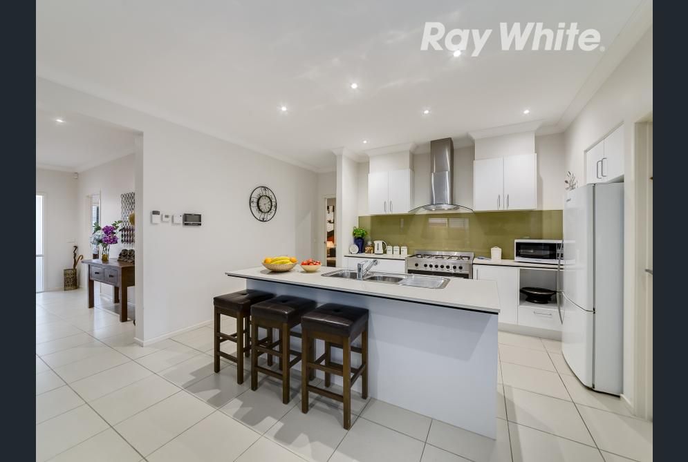 19 Colden Close, Epping VIC 3076, Image 2