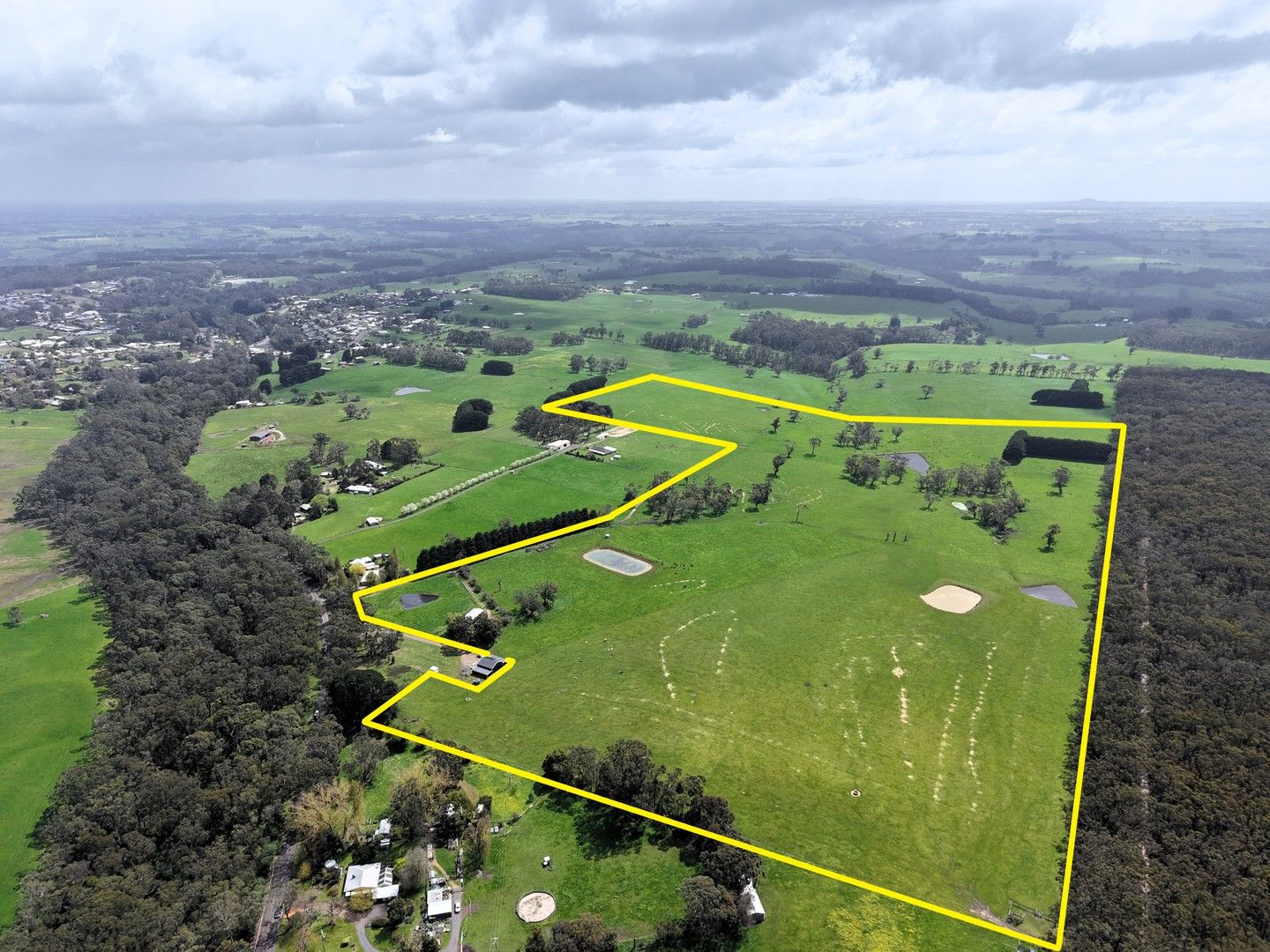 Farm in 149 Timboon Port Campbell, TIMBOON VIC, 3268