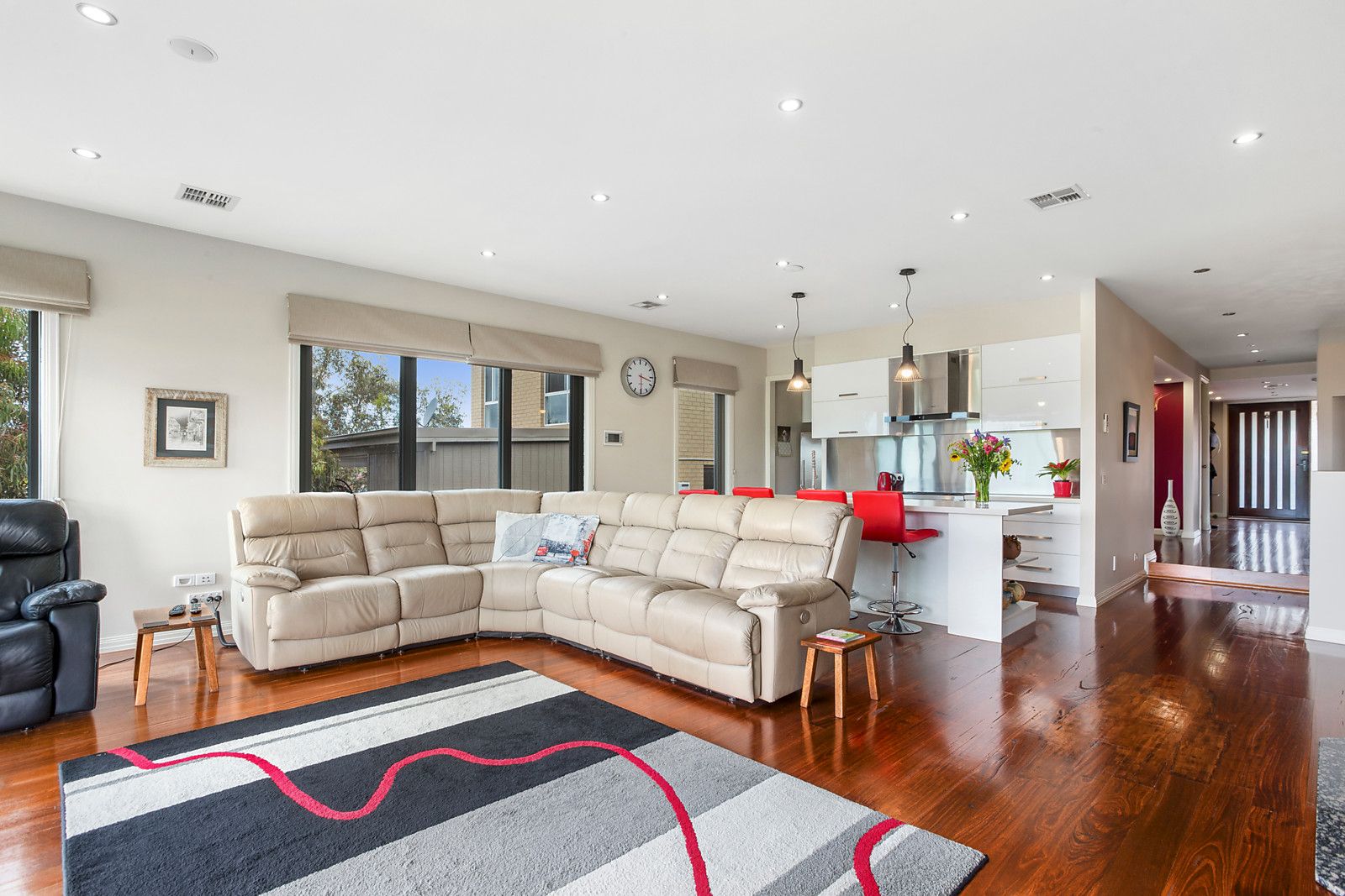 80 Marigold Crescent, Gowanbrae VIC 3043, Image 2