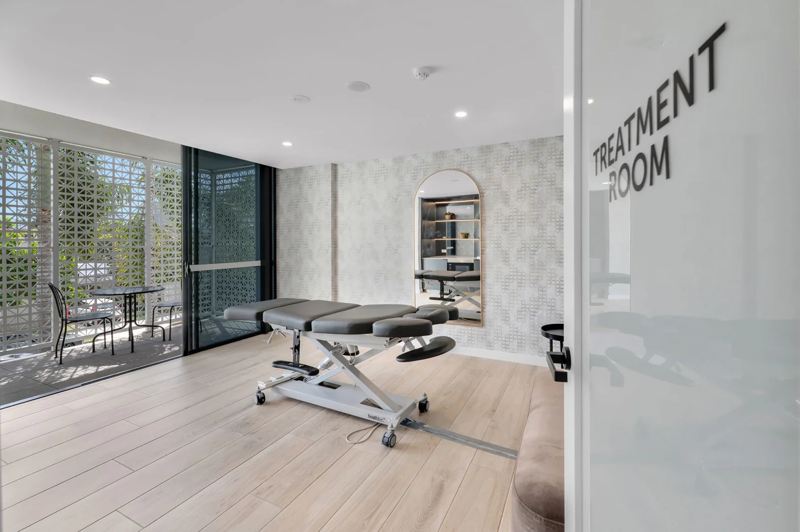 Additional image 24 of 610/256 Stanhill Drive, Chevron Island QLD 4217