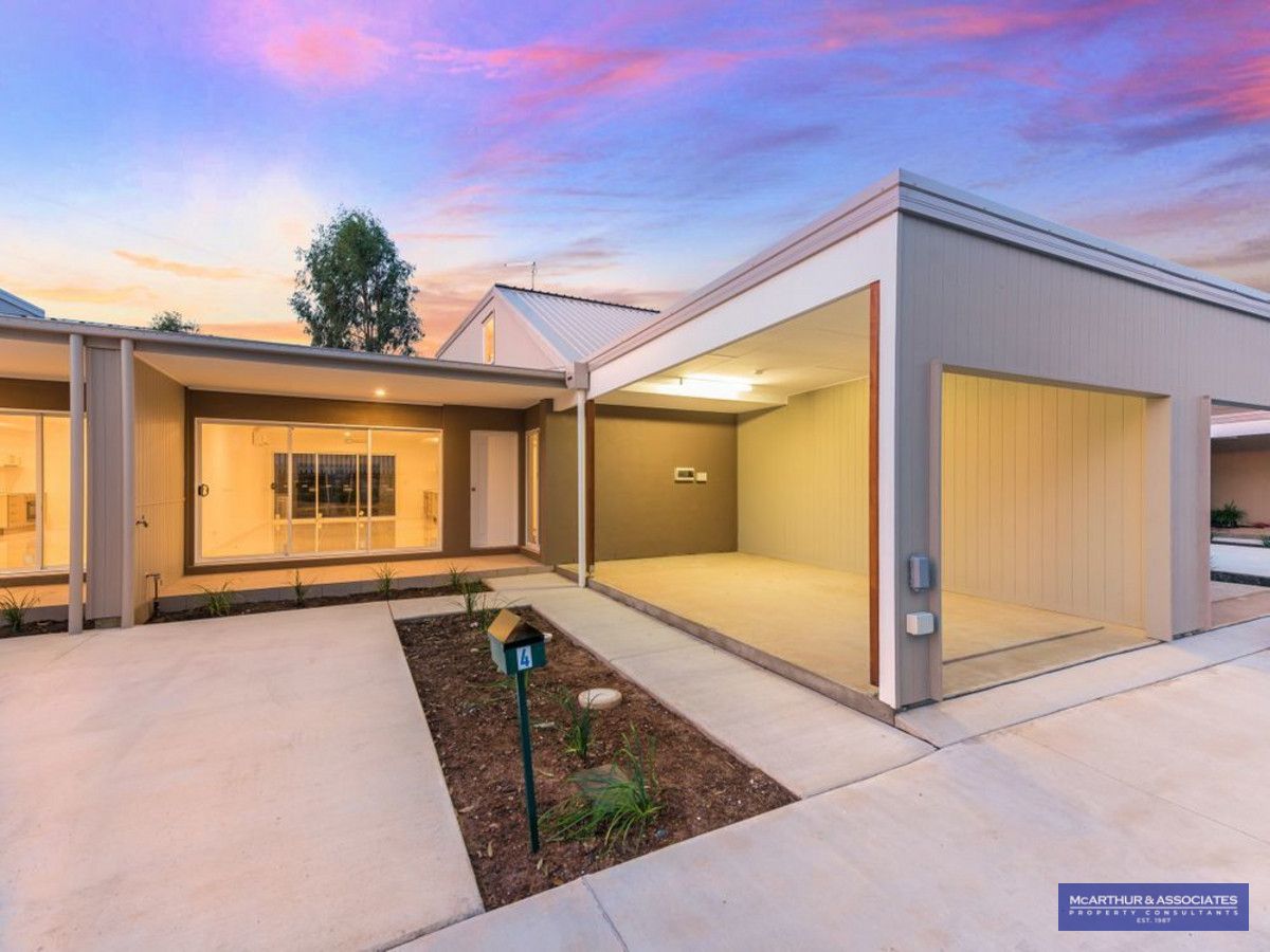 3 bedrooms Townhouse in Unit 2/25 Maywood Street LOGANLEA QLD, 4131