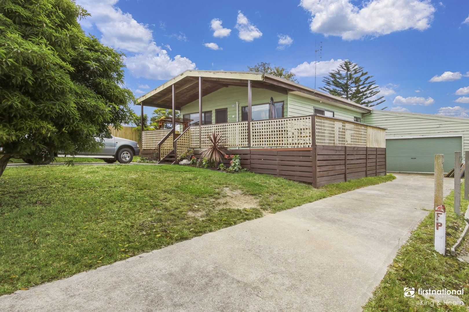 11 Archer Court, Lakes Entrance VIC 3909, Image 0