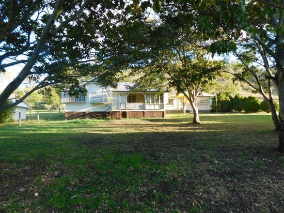 1 School Street, Kilkivan QLD 4600