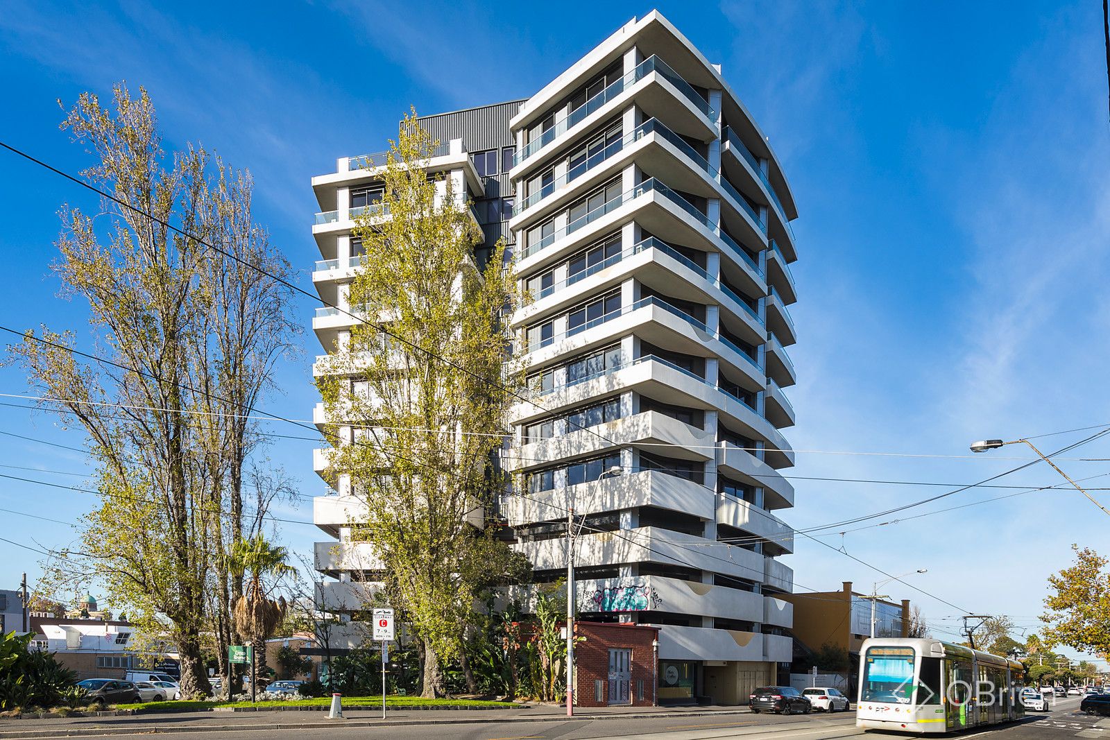 2 bedrooms Apartment / Unit / Flat in 704/118 High Street KEW VIC, 3101